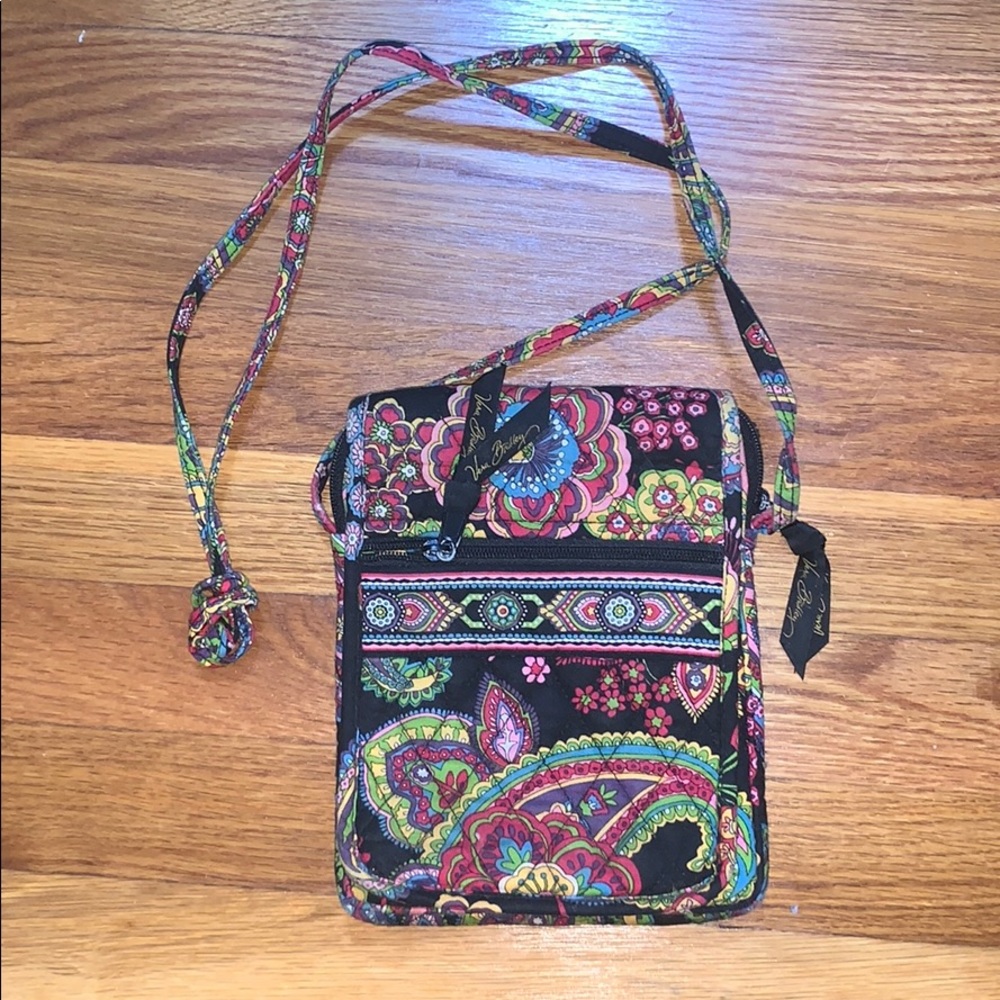 Vera Bradley Crossbody in Paisley Pop
